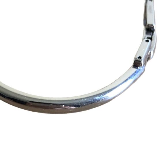 Gucci Swiss Made 1900L Dainty Silver Stainless Steel Square Bangle Watch & Box - Picture 8 of 12